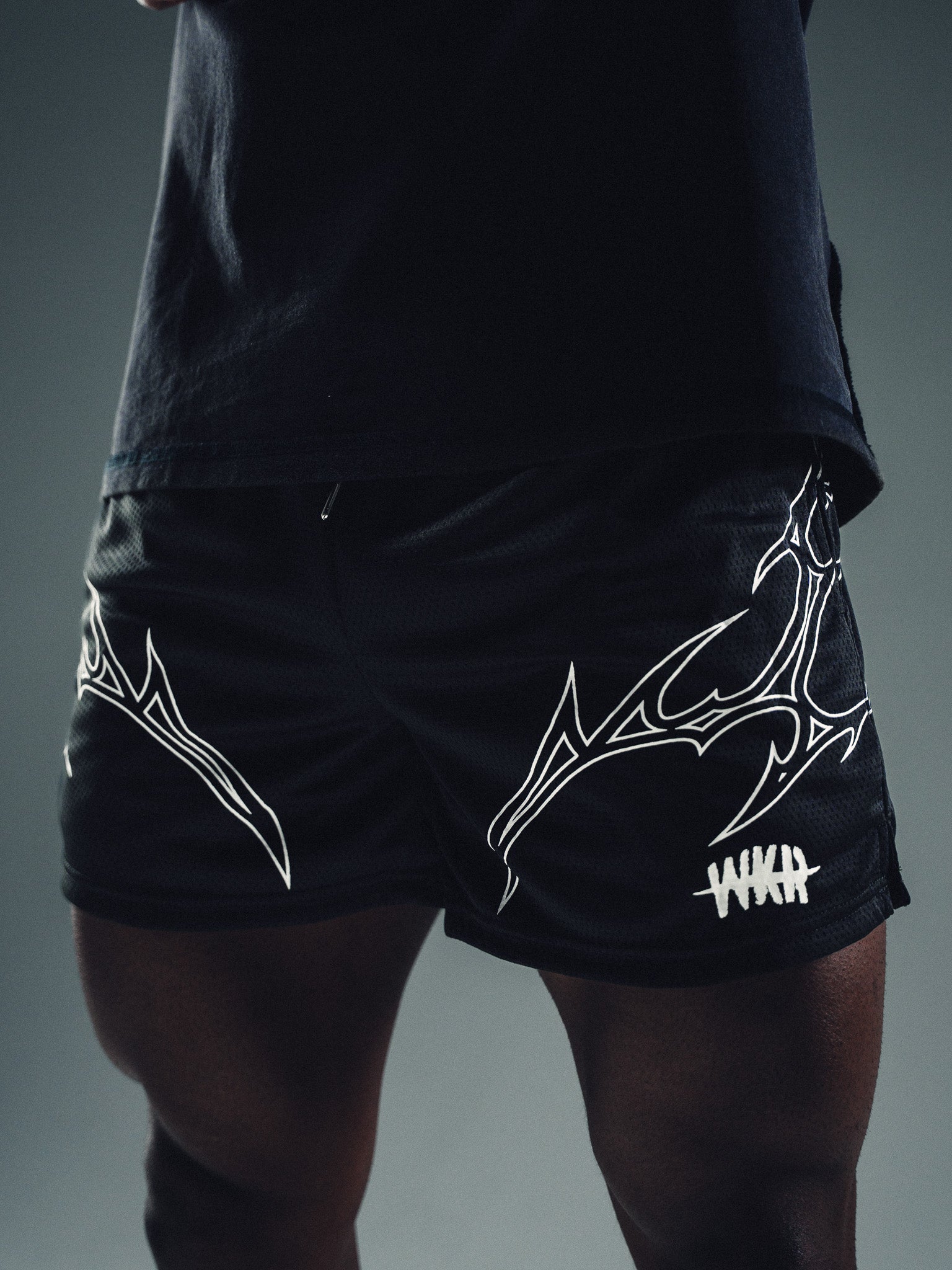 NF 2.0 Tribal Claw Short detail